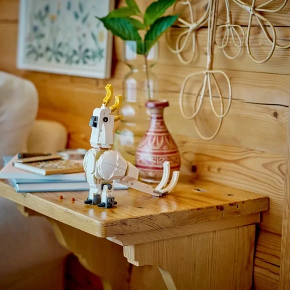 LEGO 3 IN 1 WHITE RABBIT 31133 BRAND NEW/SEALED 258 PIECES - Picture 3 of 9